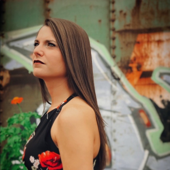 Meet your Posh Ambassador! - Picture 1 of 4